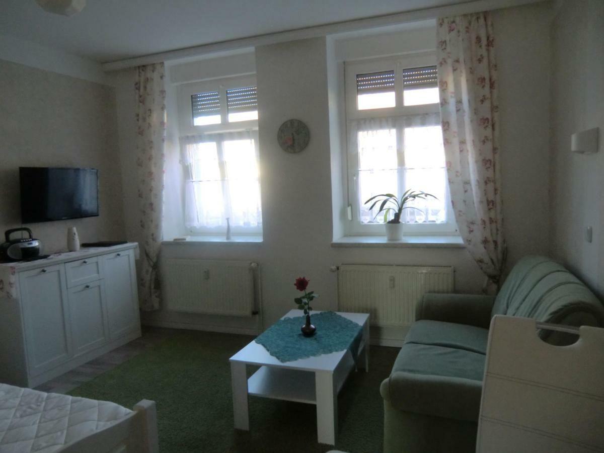 Ferienwohnung Rosenflair Schönebeck Exterior foto